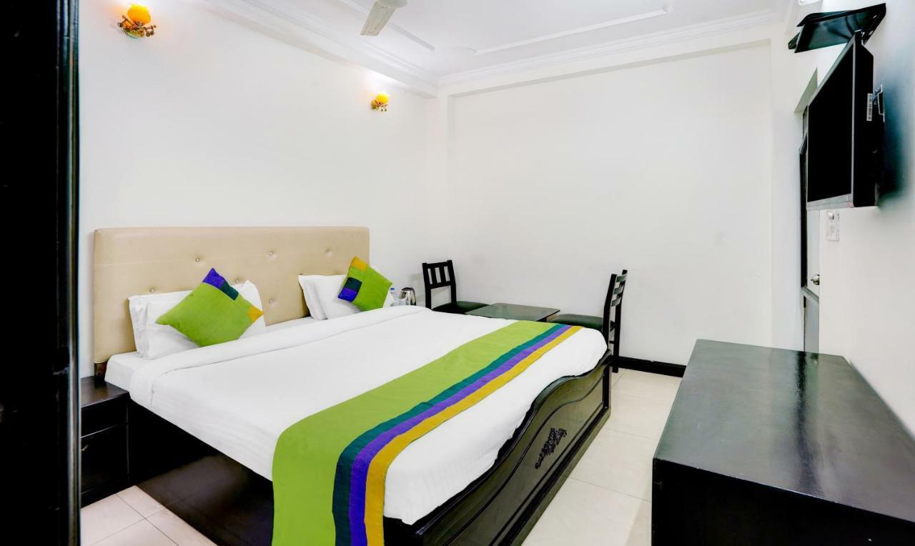 Hotel Treebo Trend Mussoorie Club Dehradun Exterior foto
